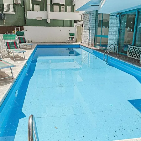 Tropical 3*